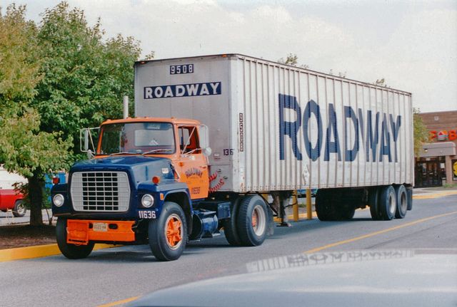 Roadway (40' Trailer) Style 2 Model Decals