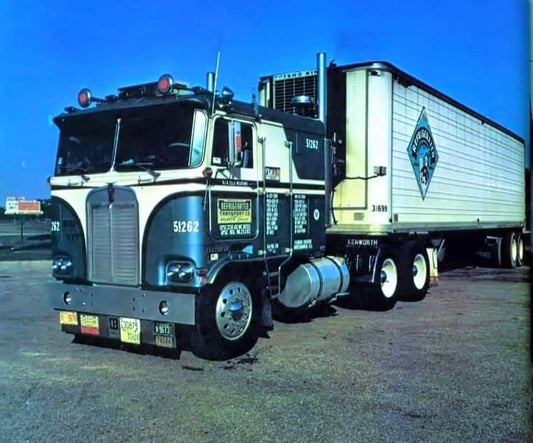 KW132 - Kenworth Decal Stripes