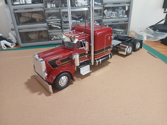PB116 - Peterbilt Decal Stripes