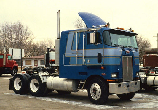 PB150 - Peterbilt Cabover Decal Stripes