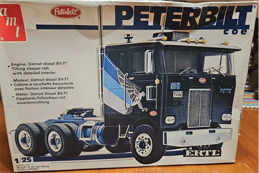 PB152 - Peterbilt Cabover Decal Stripes
